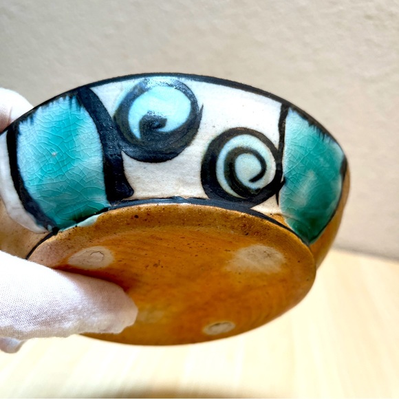 Suze Lindsay Other - Suze Lindsay Artist. Dish Stoneware SaltFired. Turquoise/White. Multipurpose.